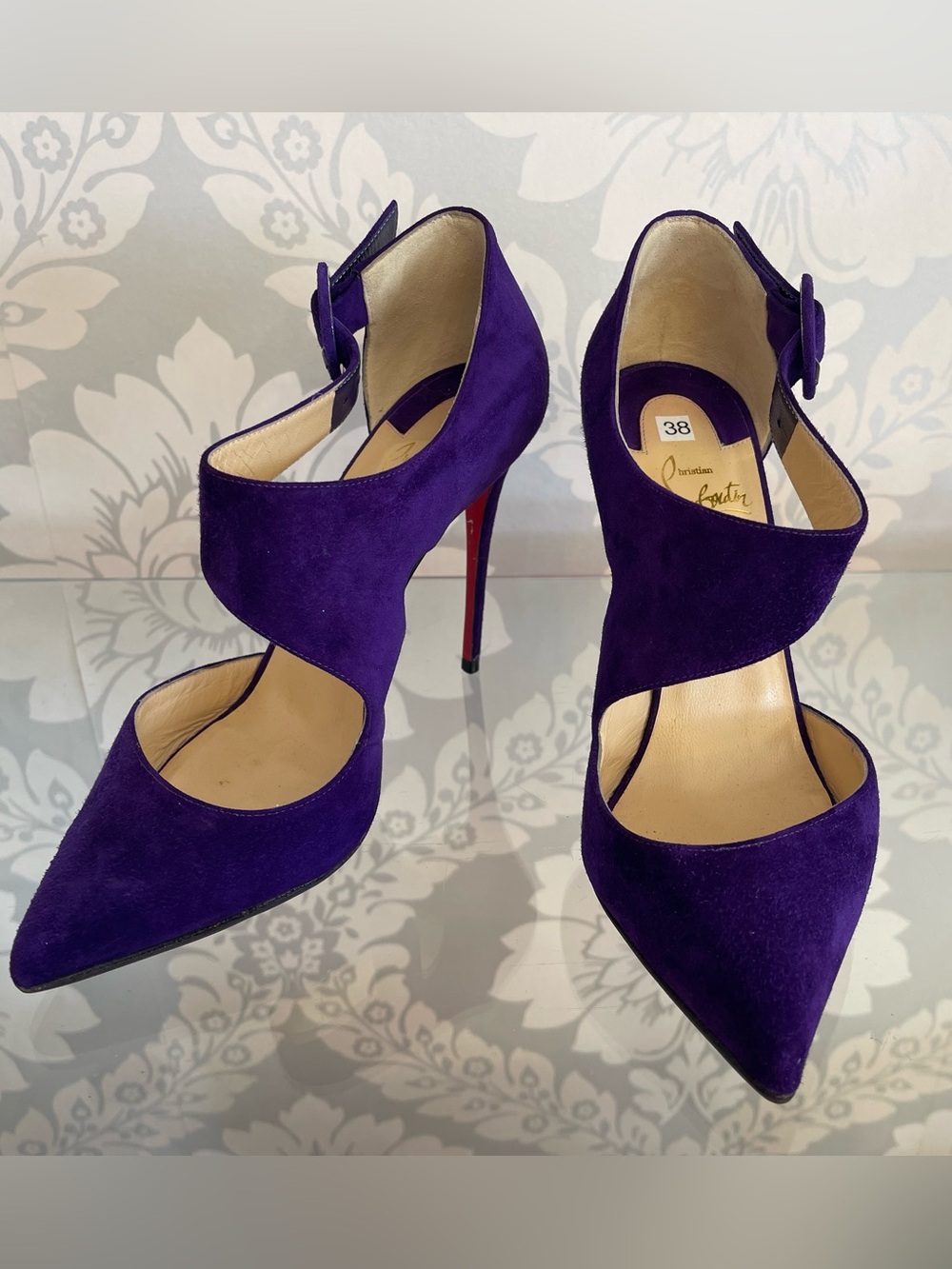 Christian Louboutin Purple Suede Sculpted Cutout Pointed Pumps - Size 38